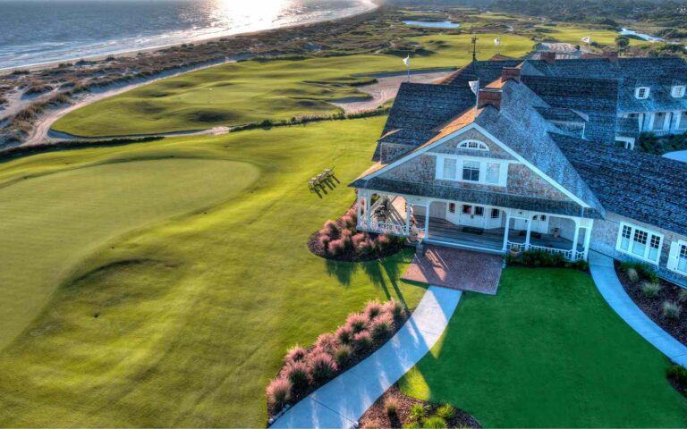 Strategic Guide to Top Golf Vacation Plans